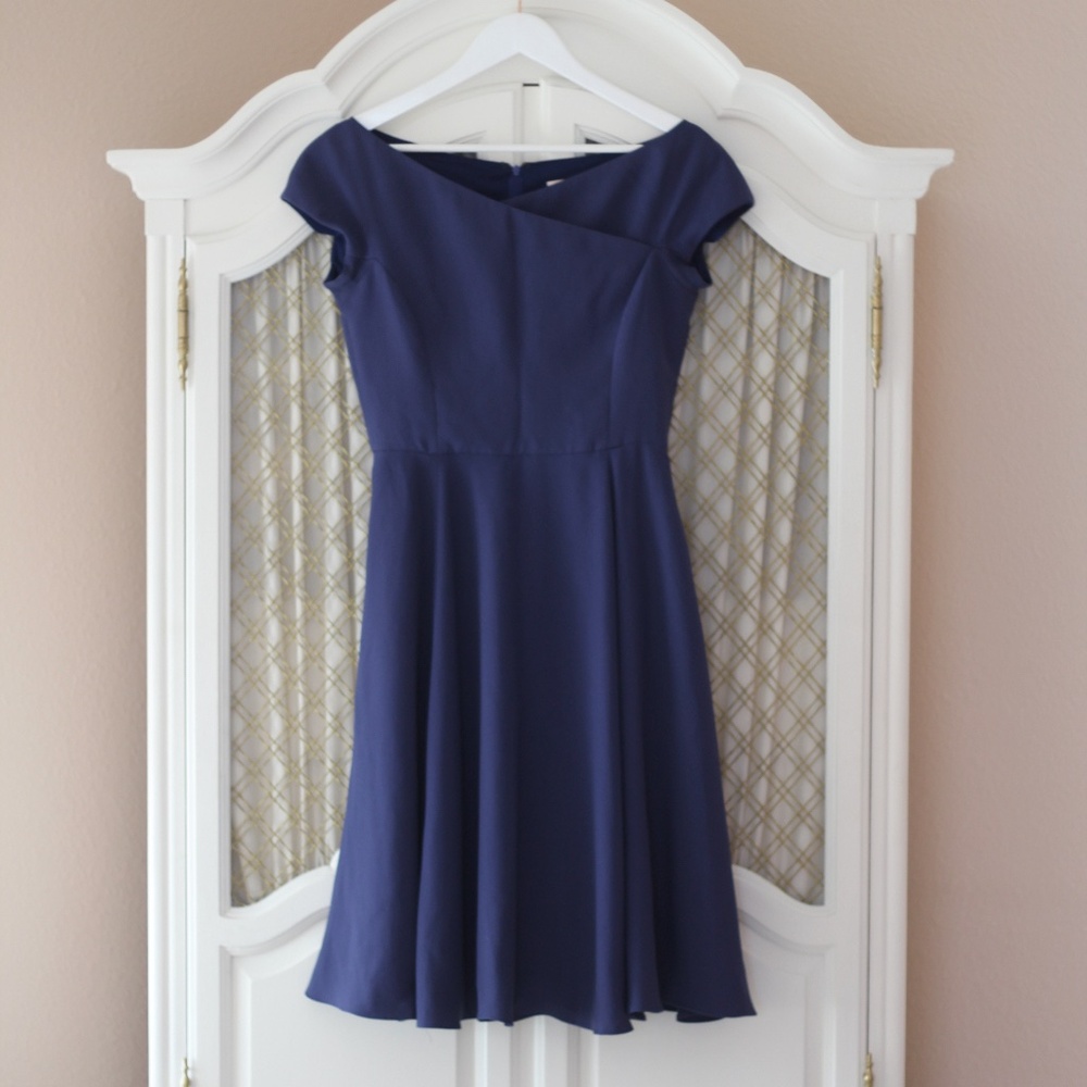 Gal Meets Glam Sally Dress